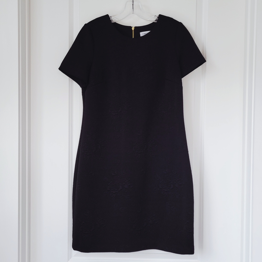 Calvin Klein Sheath Dress Floral Embossed Quilted Short Sleeve Black 8
